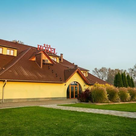 Zajazd U Dziadka Opole Dış mekan fotoğraf