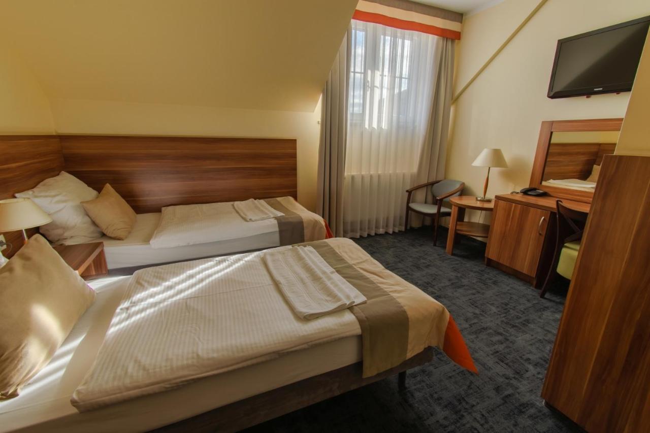 Zajazd U Dziadka Opole Dış mekan fotoğraf